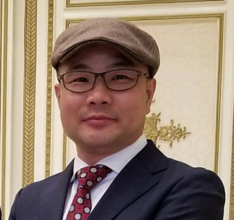 代表取締役イ・ミョンホの写真